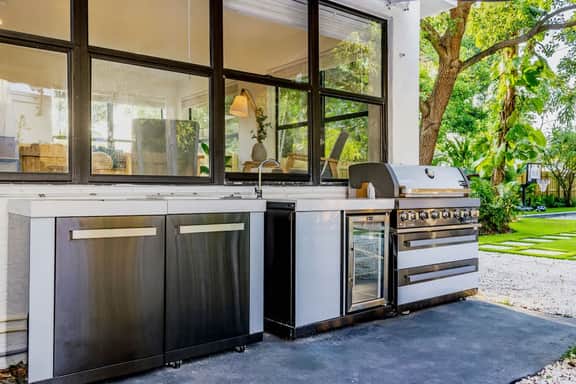 CASA FILLMORE|4BR|Pool + Hot tub + BBQ + Minigolf - Image 5